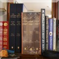 B01. Books including complete Calvin & Hobbes and Farside sets. 